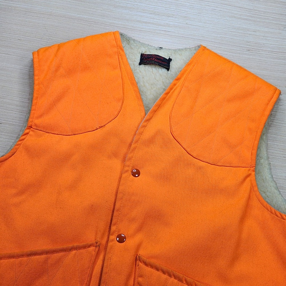 Vintage Fleetwood Sportswear Sherpa Lined Hunting Vest Mens XL Orange Quilted